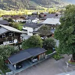 Haus Hofer Apartmán *